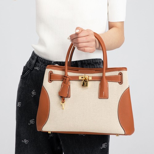 fendi clutch bag