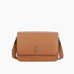 One-shoulder bag high-capacity leather flip bag