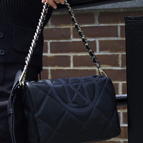 High-grade handbag commuter bag