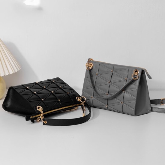 Leather shoulder bag, armpit bag - Memoo.com Leather shoulder bag, armpit bag - Memoo.com