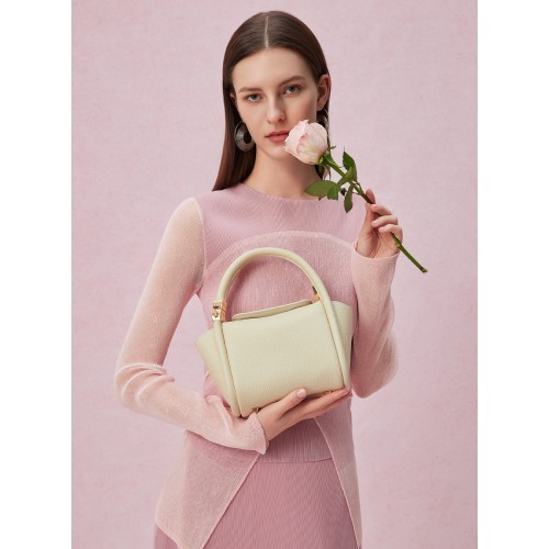 Carry a small crossbody mini phone bag Carry a small crossbody mini phone bag