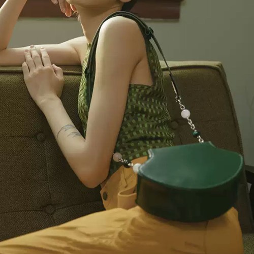 手拎单肩斜挎珠子包链条包 手拎单肩斜挎珠子包链条包