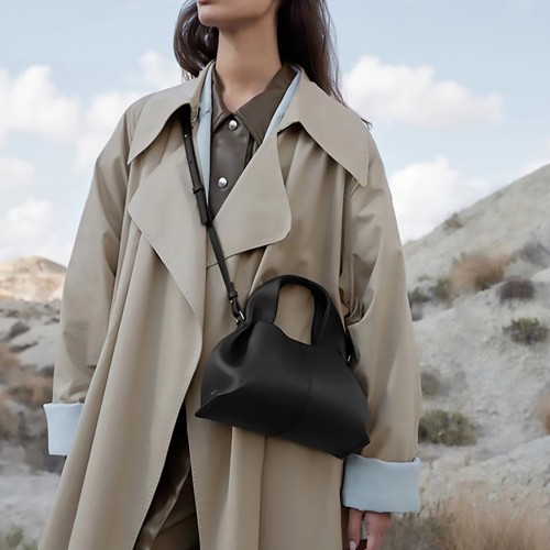 Dumpling bag shoulder crossbody bag cowhide handbag Cloud bag Dumpling bag shoulder crossbody bag cowhide handbag Cloud bag