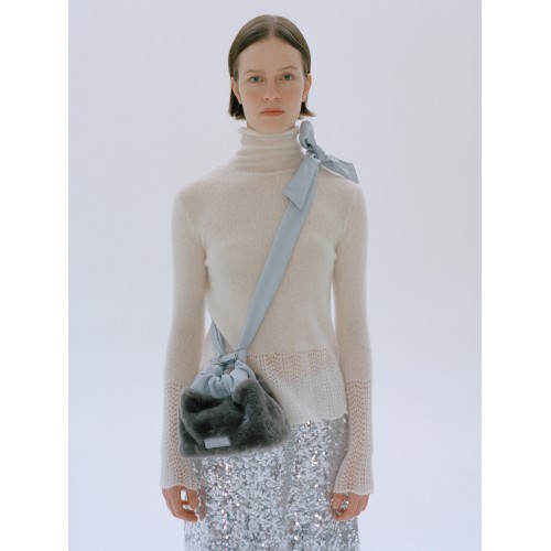 Sheepskin and wool integrated pleated bucket bag, shoulder bag, crossbody bag Sheepskin and wool integrated pleated bucket bag, shoulder bag, crossbody bag