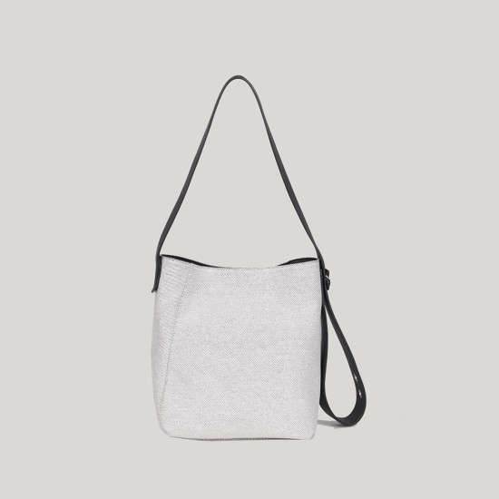 Medium sized wandering bag, large capacity commuting computer bag, lightweight single shoulder niche bag Medium sized wandering bag, large capacity commuting computer bag, lightweight single shoulder niche bag