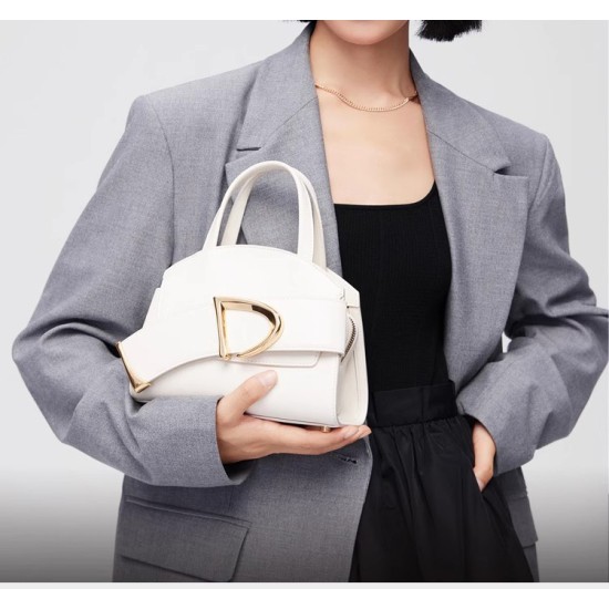 Light luxury Dbag series commuting bag, single shoulder crossbody bag, handbag Light luxury Dbag series commuting bag, single shoulder crossbody bag, handbag