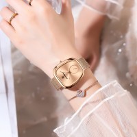 Ladies' watch. It is waterproof, fashionable, a new style and a niche product. It is a women's quartz wristwatch.