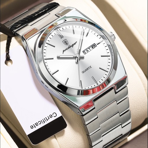 Men's waterproof watch. It is fashionable, luminous, a new model, and a men's calendar quartz watch.
