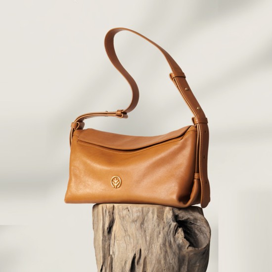 Large capacity shoulder bag Crossbody pillow hobo bag - Memoo.com Large capacity shoulder bag Crossbody pillow hobo bag - Memoo.com