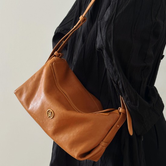 Large capacity shoulder bag Crossbody pillow hobo bag - Memoo.com Large capacity shoulder bag Crossbody pillow hobo bag - Memoo.com