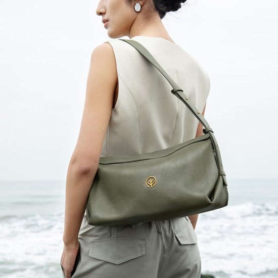 Large capacity shoulder bag Crossbody pillow hobo bag - Memoo.com Large capacity shoulder bag Crossbody pillow hobo bag - Memoo.com