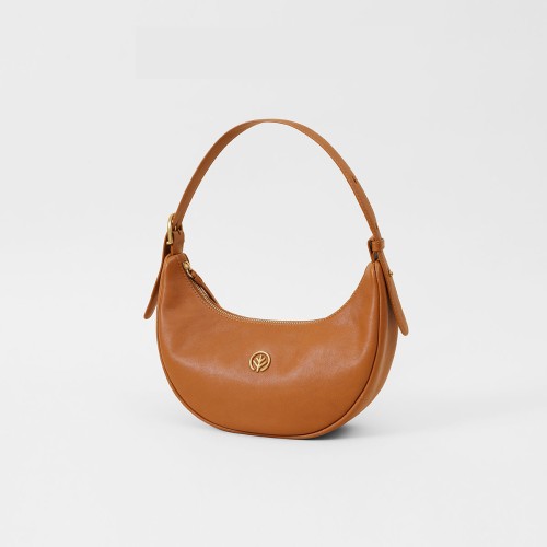 oversized leather tote