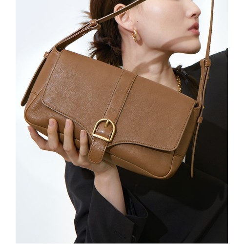 gucci clutch bag