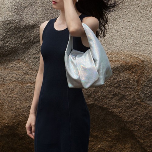 Mermaid lunch box bag silver shiny opening layer cowhide creative women's bag Mermaid lunch box bag silver shiny opening layer cowhide creative women's bag