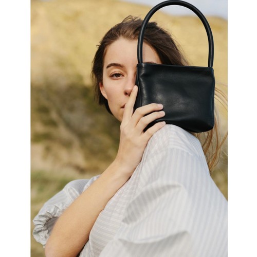 One shoulder carrying grandma bag and woman bag square bag