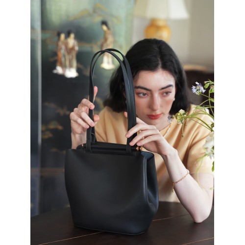 Leather vintage bucket Tote Underarm bag shoulder bag Leather vintage bucket Tote Underarm bag shoulder bag