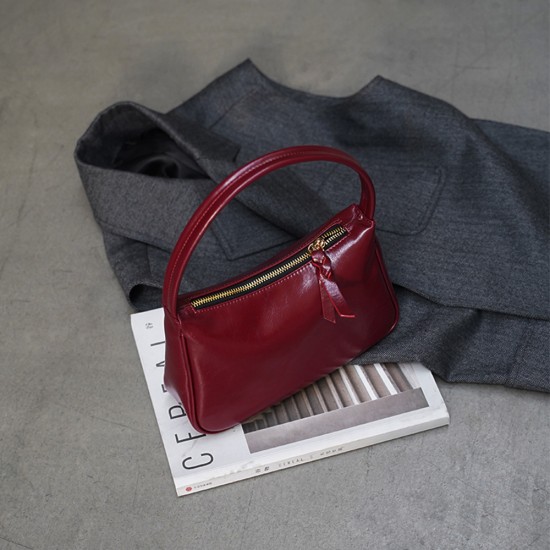 Underarm bag, shoulder bag, oil wax leather, retro French womens bag, genuine leather, cowhide, youth bag - Memoo.com Underarm bag, shoulder bag, oil wax leather, retro French womens bag, genuine leather, cowhide, youth bag - Memoo.com