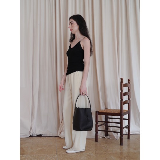 Head layer cowhide bucket bag, shoulder tote bag, handbag - Memoo.com Head layer cowhide bucket bag, shoulder tote bag, handbag - Memoo.com