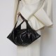 Head layer cowhide oil wax shoulder bag, crossbody bag, hand-held cow horn bag, folding bag Head layer cowhide oil wax shoulder bag, crossbody bag, hand-held cow horn bag, folding bag