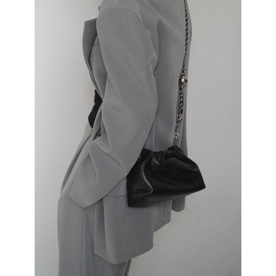 Oil wax head layer cowhide shoulder bag - Memoo.com Oil wax head layer cowhide shoulder bag - Memoo.com