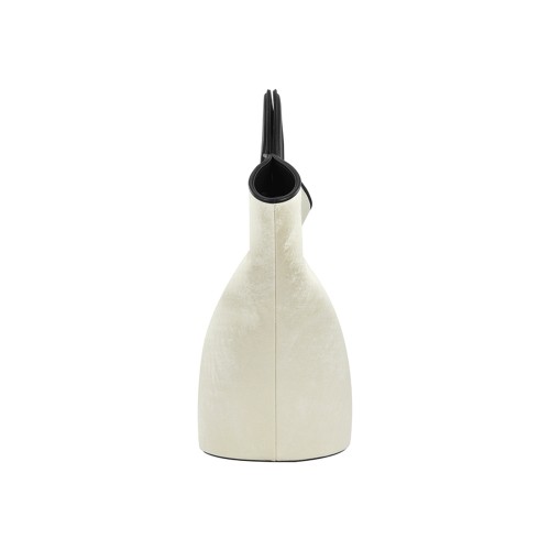 Scalloped style stylish black and white handbag Scalloped style stylish black and white handbag