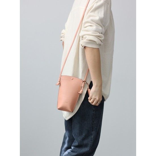 Small and lightweight top layer cowhide vertical phone bag for women's crossbody bag Small and lightweight top layer cowhide vertical phone bag for women's crossbody bag