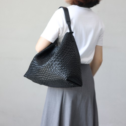 Hand woven versatile commuter bag, tote bag, women's bag Hand woven versatile commuter bag, tote bag, women's bag