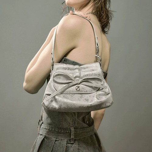 louis vuitton leather bag