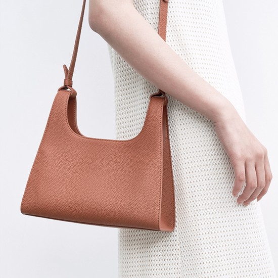 Shoulder bag, large-capacity light luxury hand-held armpit bag Shoulder bag, large-capacity light luxury hand-held armpit bag