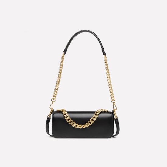 A new leather hand-held chain small square bag - Memoo.com A new leather hand-held chain small square bag - Memoo.com