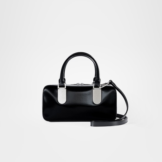Wear a Boston tote over one shoulder - Memoo.com Wear a Boston tote over one shoulder - Memoo.com