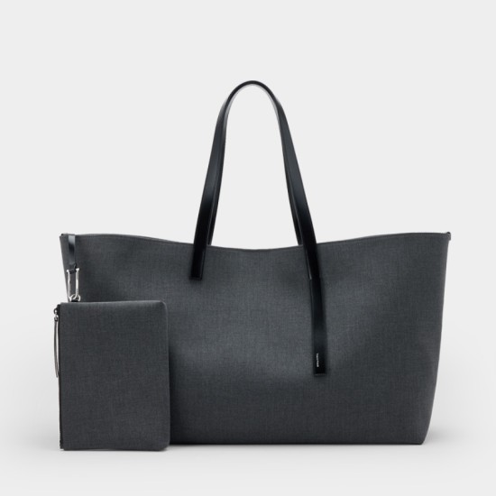 Commuter on the shoulder handbag, sports bag Commuter on the shoulder handbag, sports bag