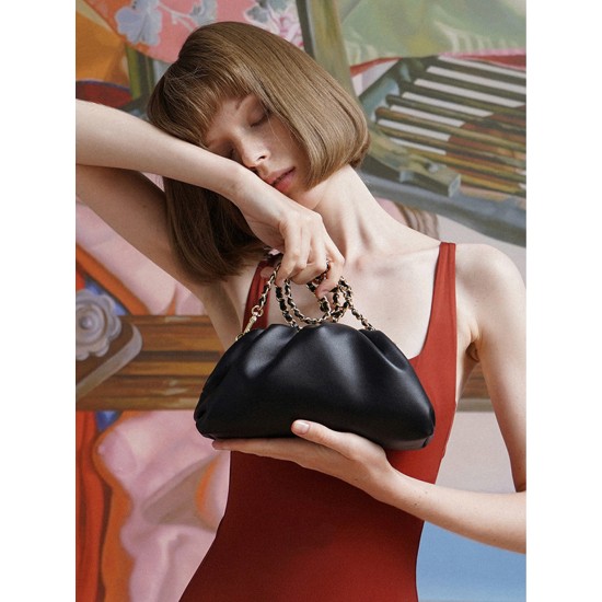 Chain crossbody pleated women's pouch niche designer model Chain crossbody pleated women's pouch niche designer model