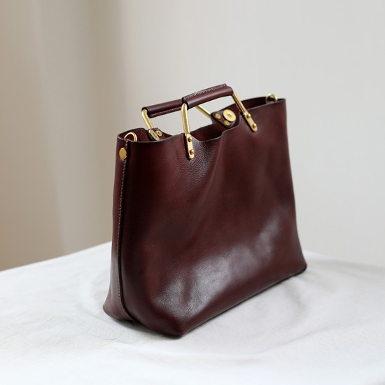 Cowhide crossbody women's bag, horizontal shoulder bag, Tote bag Cowhide crossbody women's bag, horizontal shoulder bag, Tote bag