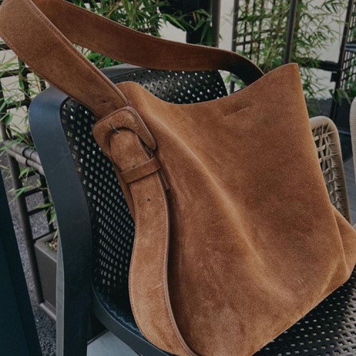 One shoulder bag with versatile temperament and underarm bag