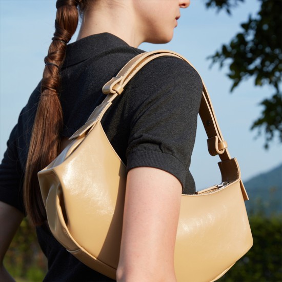 Cowhide armpits wrapped crescent women - Memoo.com Cowhide armpits wrapped crescent women - Memoo.com
