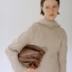 Cowhide soft soufflé bag with large volume pleated shoulder crossbody bag - Memoo.com Cowhide soft soufflé bag with large volume pleated shoulder crossbody bag - Memoo.com
