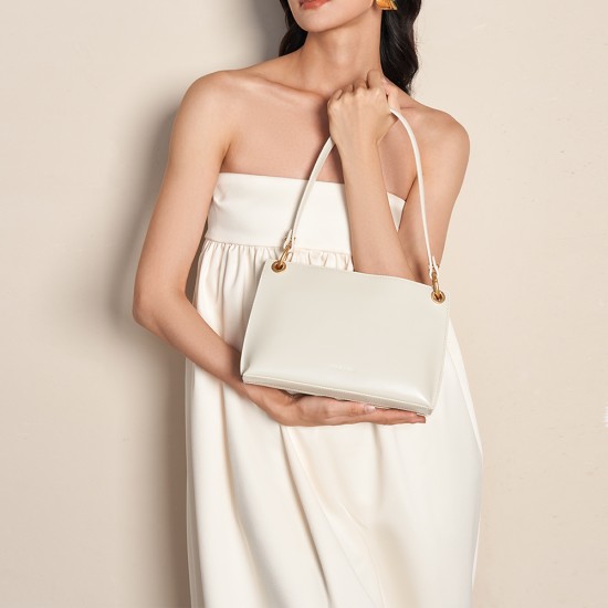 The underarm bag straddles the foreskin of Noy Atlier - Memoo.com The underarm bag straddles the foreskin of Noy Atlier - Memoo.com