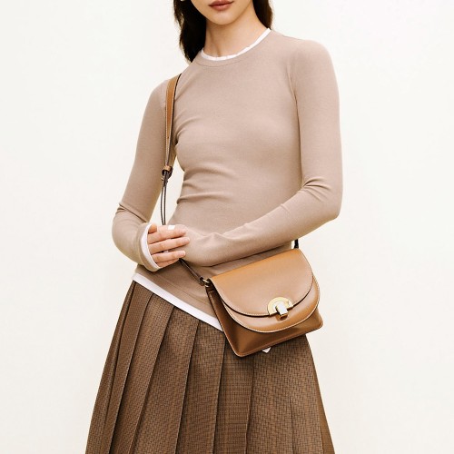 One-shoulder, cross-body bag, armpit small square bag, commuter semi-round saddle bag One-shoulder, cross-body bag, armpit small square bag, commuter semi-round saddle bag