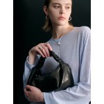 气质真皮手提包