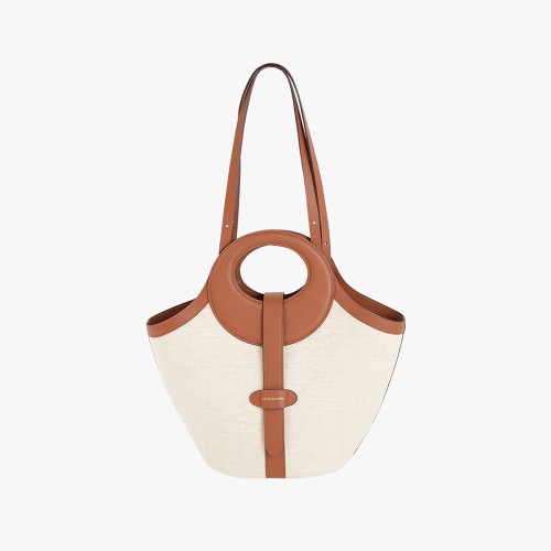 One shoulder bag with a small basket bag woman One shoulder bag with a small basket bag woman