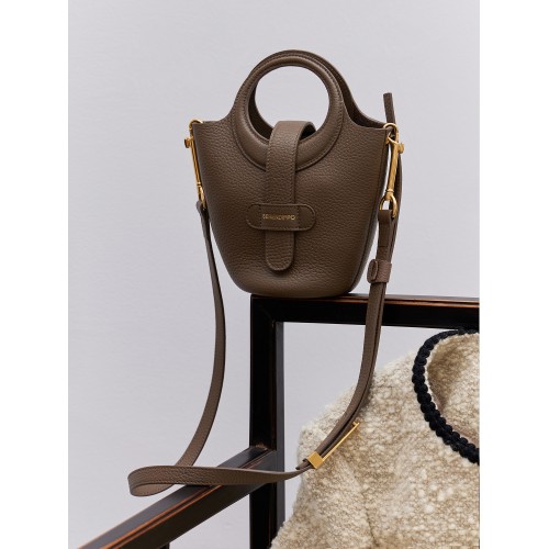 One shoulder mini basket bag girl One shoulder mini basket bag girl