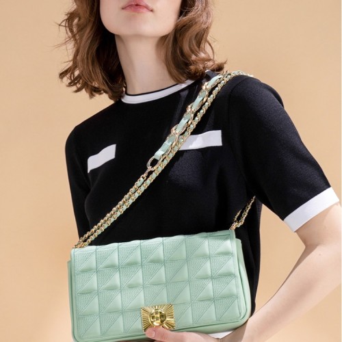 Chain bag Women's shoulder crossbody bag small square bag