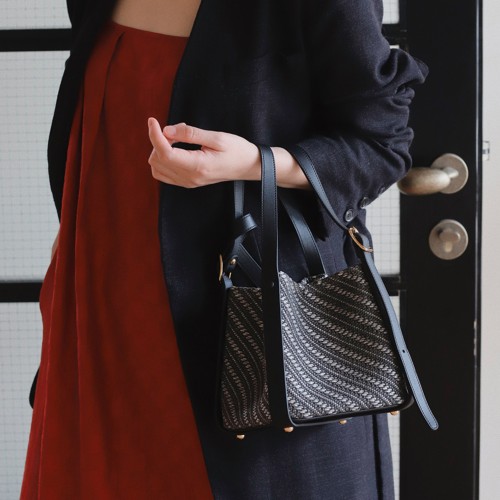 Straw lantern bag crossbody bag Canvas handbag