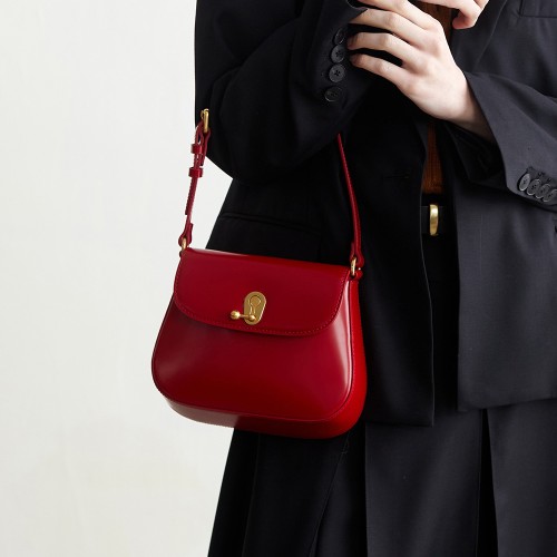 Head layer cowhide retro shoulder handbag underarm bag Head layer cowhide retro shoulder handbag underarm bag
