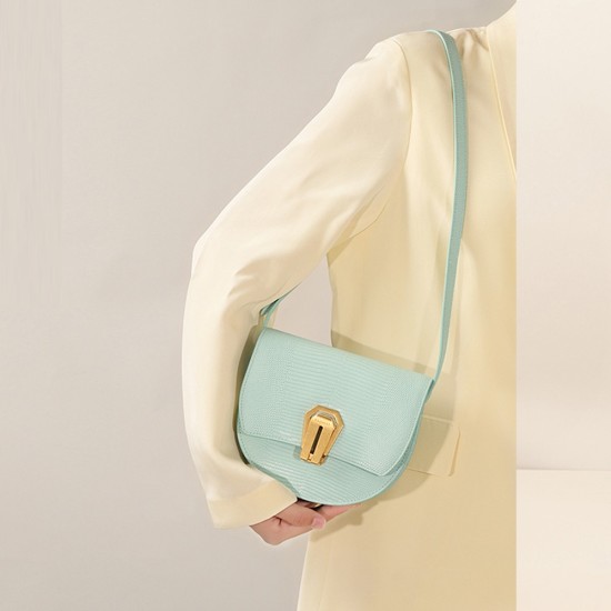 Keychain series retro tote cowhide diagonal saddle bag for women - Memoo.com Keychain series retro tote cowhide diagonal saddle bag for women - Memoo.com