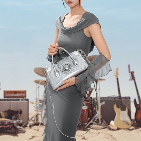 Silver crossbody bag, female niche design handbag - Memoo.com Silver crossbody bag, female niche design handbag - Memoo.com