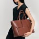 Large capacity tote bag with top layer cowhide Large capacity tote bag with top layer cowhide