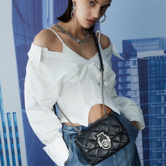 Meiji light luxury sheepskin bag for women diamond check chain underarm bag crossbody bag Meiji light luxury sheepskin bag for women diamond check chain underarm bag crossbody bag