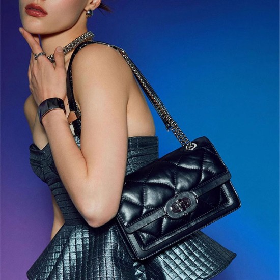 Small square bag, crossbody bag, diamond grid chain bag, single shoulder commuting bag Small square bag, crossbody bag, diamond grid chain bag, single shoulder commuting bag
